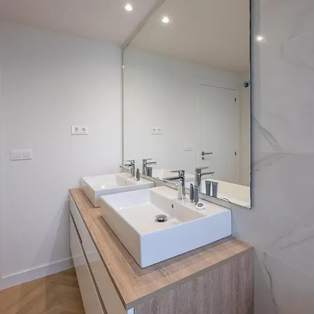 Fancy And Minimalist Flat In L Sea Views *