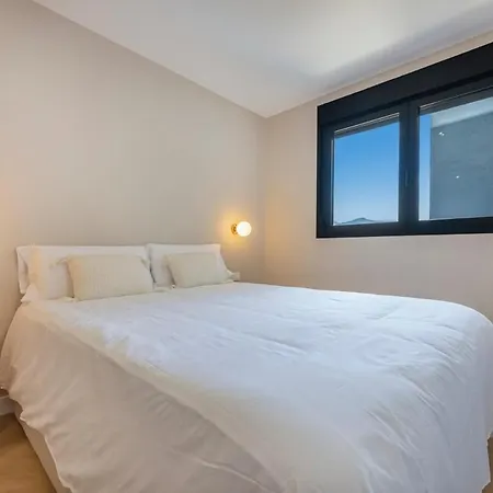 公寓 Fancy And Minimalist Flat In L Sea Views 埃斯特波纳
