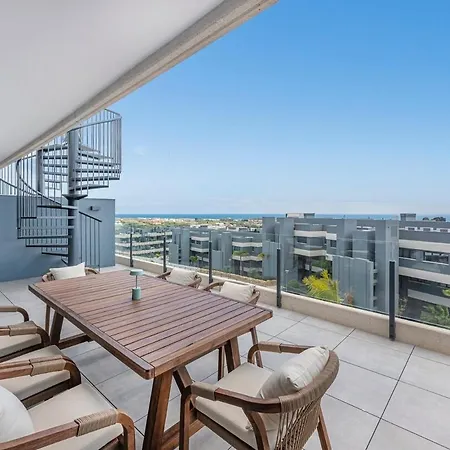 Fancy And Minimalist Flat In L Sea Views Estepona