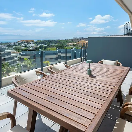 Fancy And Minimalist Flat In L Sea Views Estepona