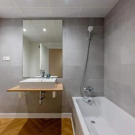 Fancy And Minimalist Flat In L Sea Views