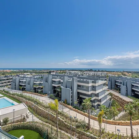 Fancy And Minimalist Flat In L Sea Views Estepona