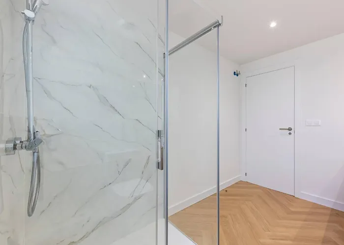 Fancy And Minimalist Flat In L Sea Views Estepona